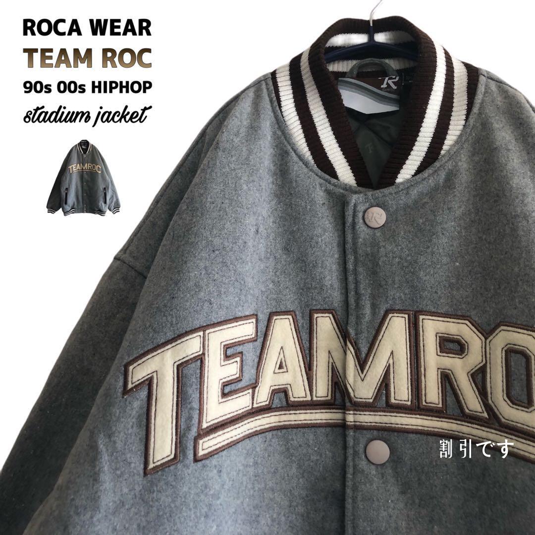 ROCA WEAR ロカウェア TEAM ROC 刺繍ビッグロゴ スタジャン-